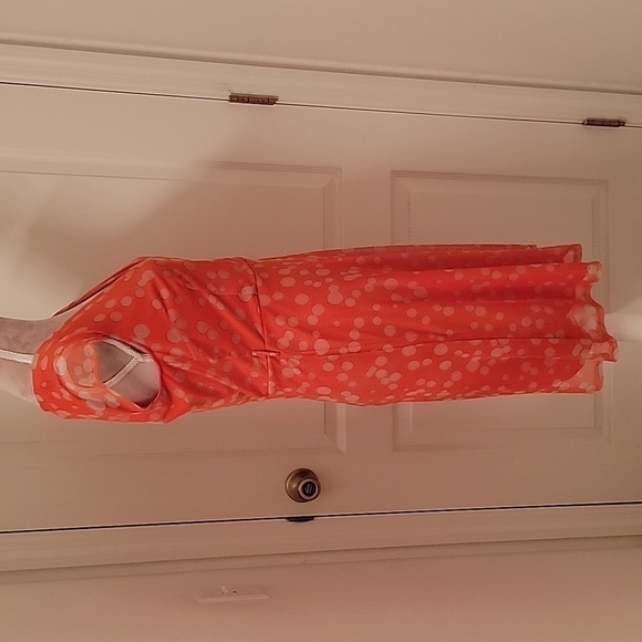 I le size 6 Orange with White Polkadot Dress - Picture 4 of 10